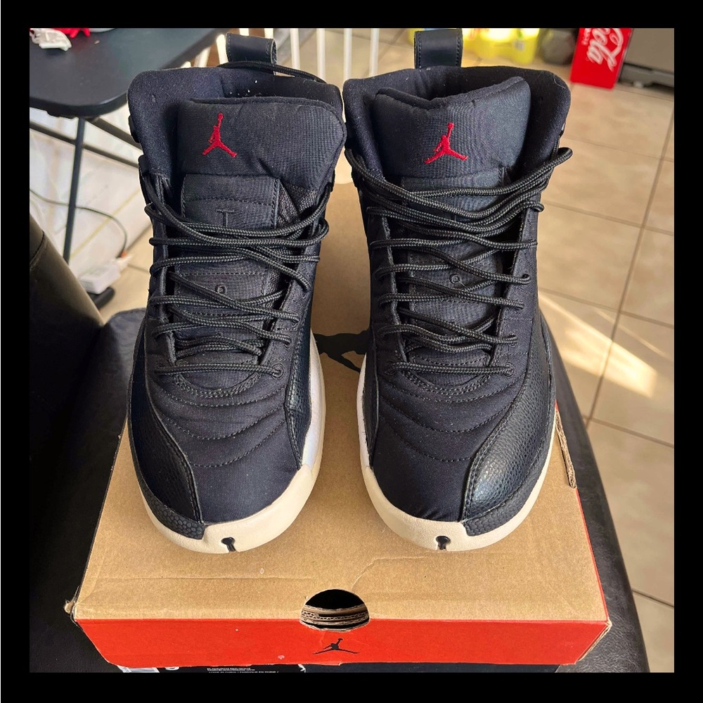 Air Jordan 12 Retro size 9